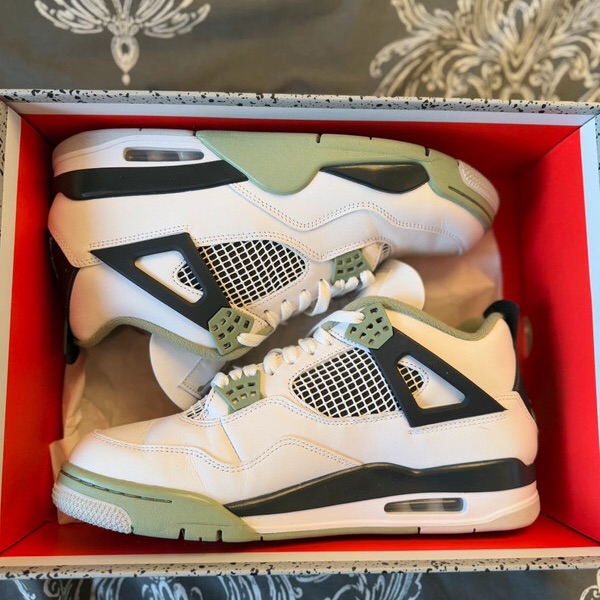 Jordan 4 White Green